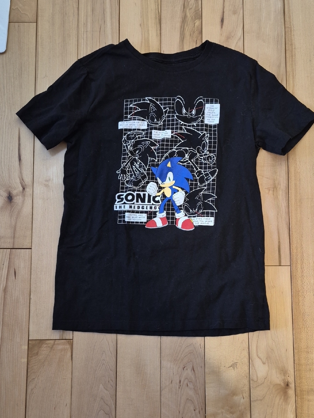 Boys Size 10/12 Old Navy Sonic the Hedgehog Black Graphic Tee